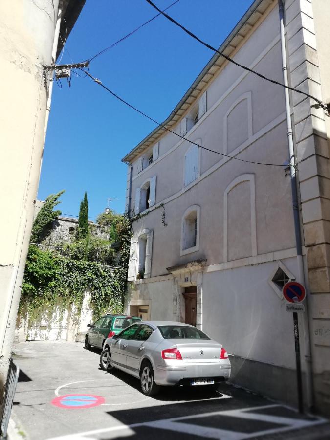 Sweet Provence Bis Lägenhet LʼIsle-sur-la-Sorgue Exteriör bild